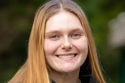 headshot of Lily Stewart