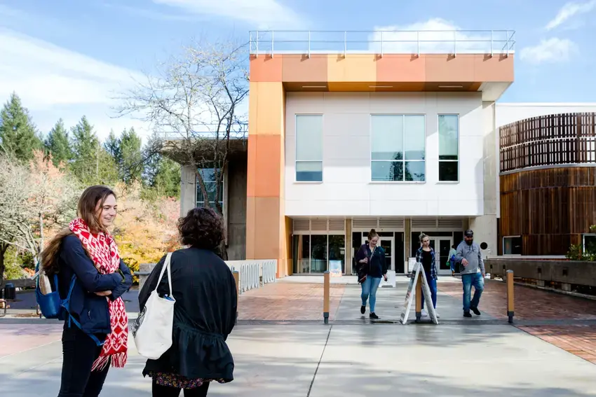 Students in front of CAB Building