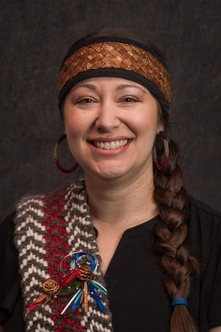 Portrait of Loni Grinnell-Greninger
